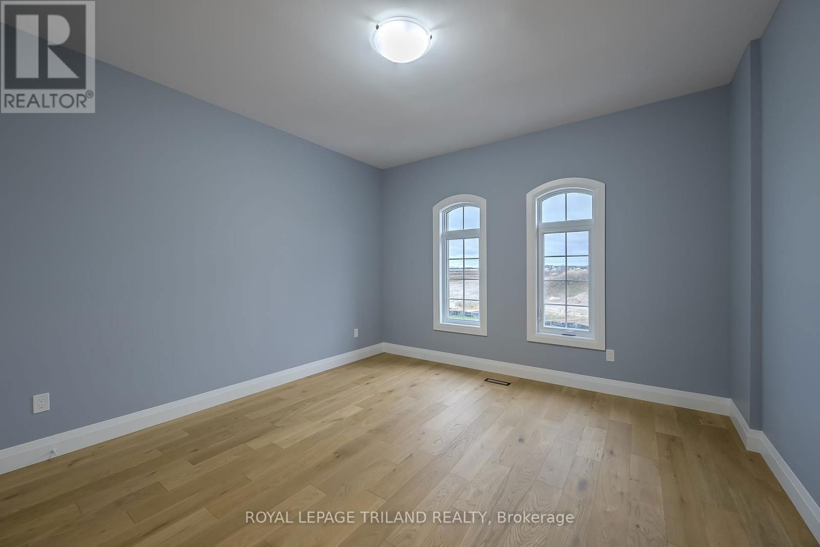 4038 AYRSHIRE AVENUE Image 26