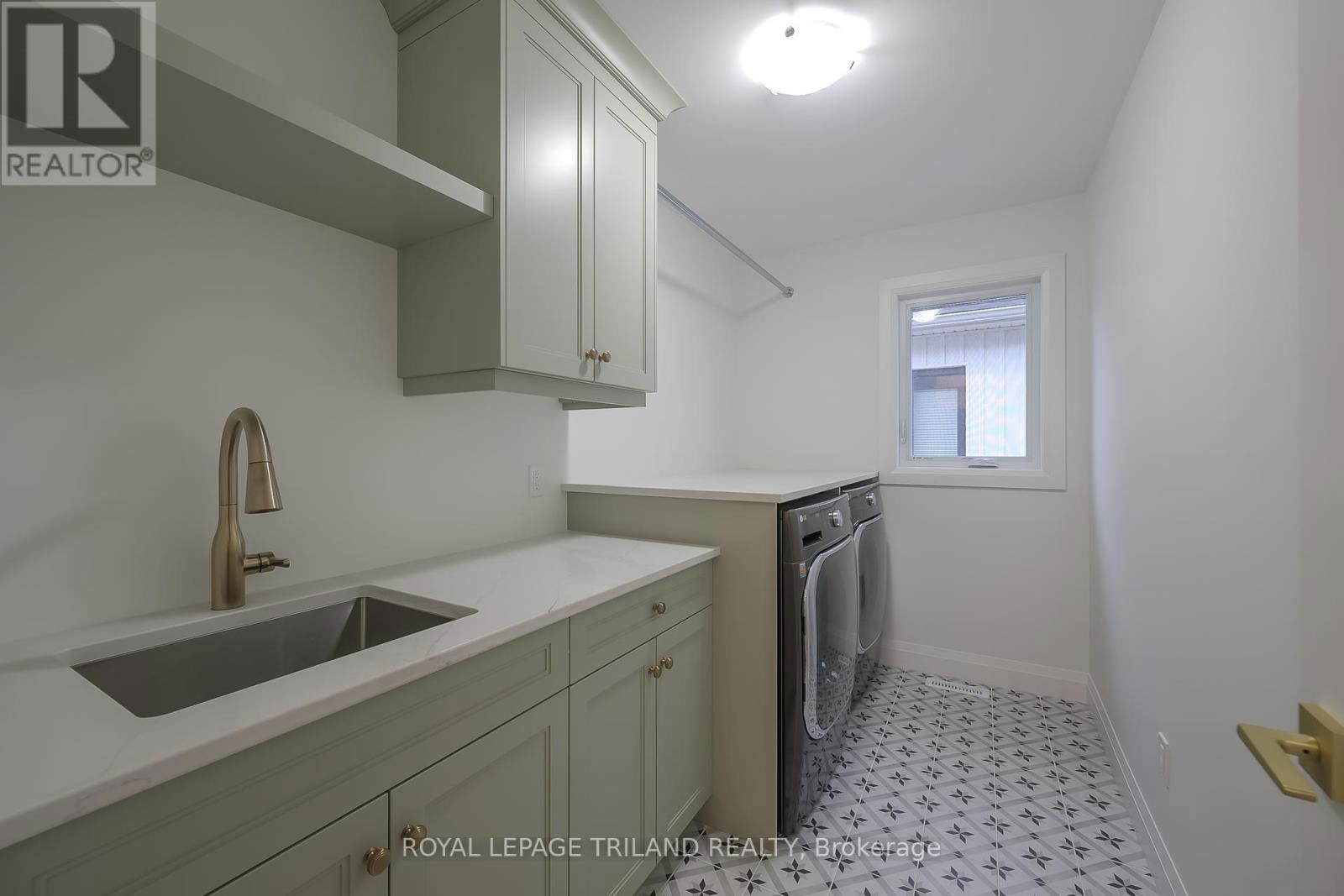 4038 AYRSHIRE AVENUE Image 29