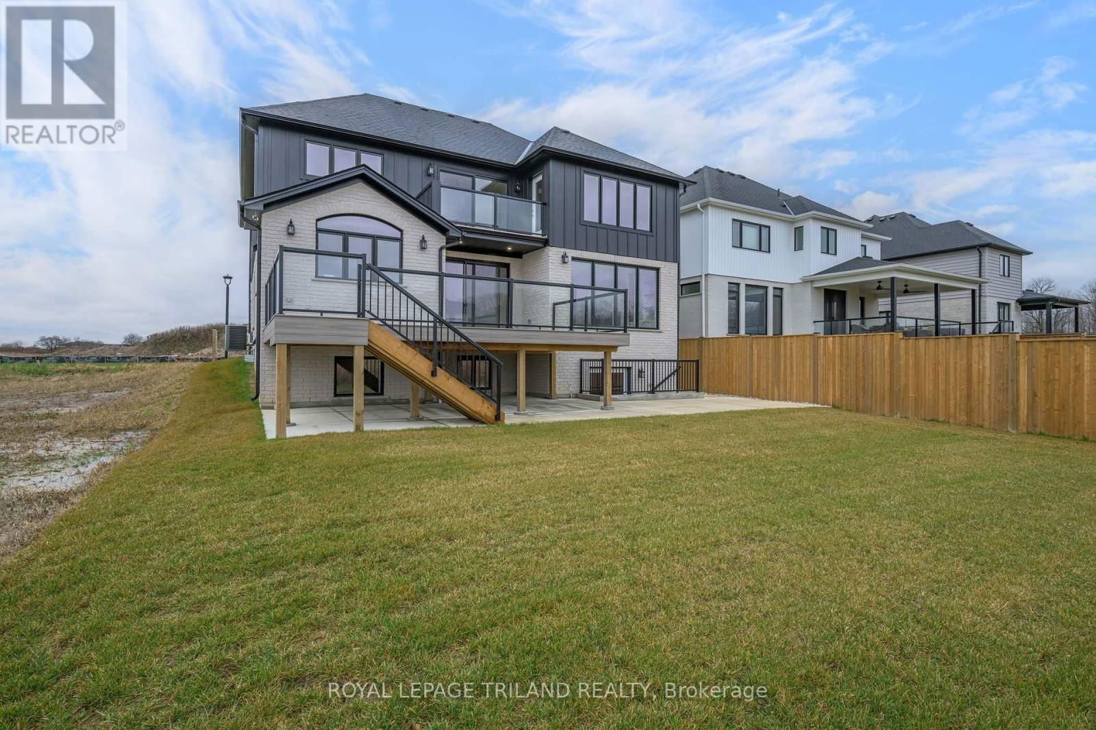 4038 AYRSHIRE AVENUE Image 34