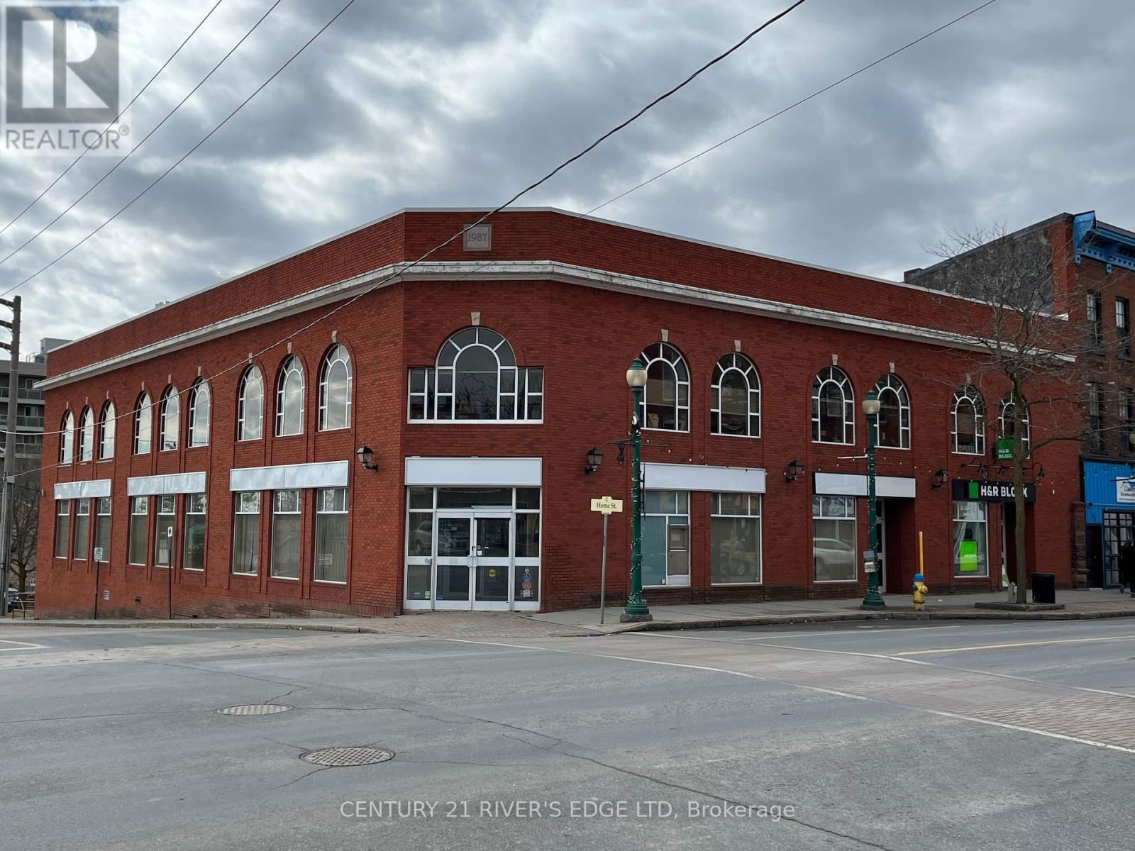 133 KING STREET W Image 1