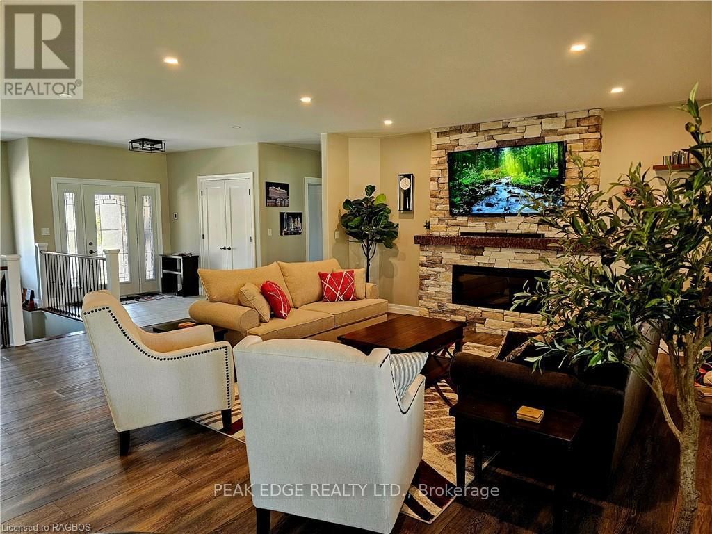 126 FOREST CREEK TRAIL Image 18