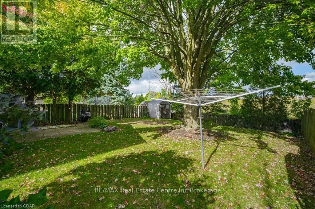 14 AVRA COURT Image 22