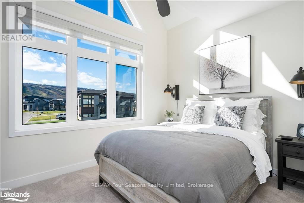 176 SPRINGSIDE CRESCENT Image 26