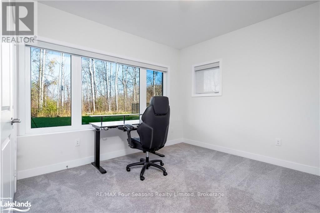 176 SPRINGSIDE CRESCENT Image 36