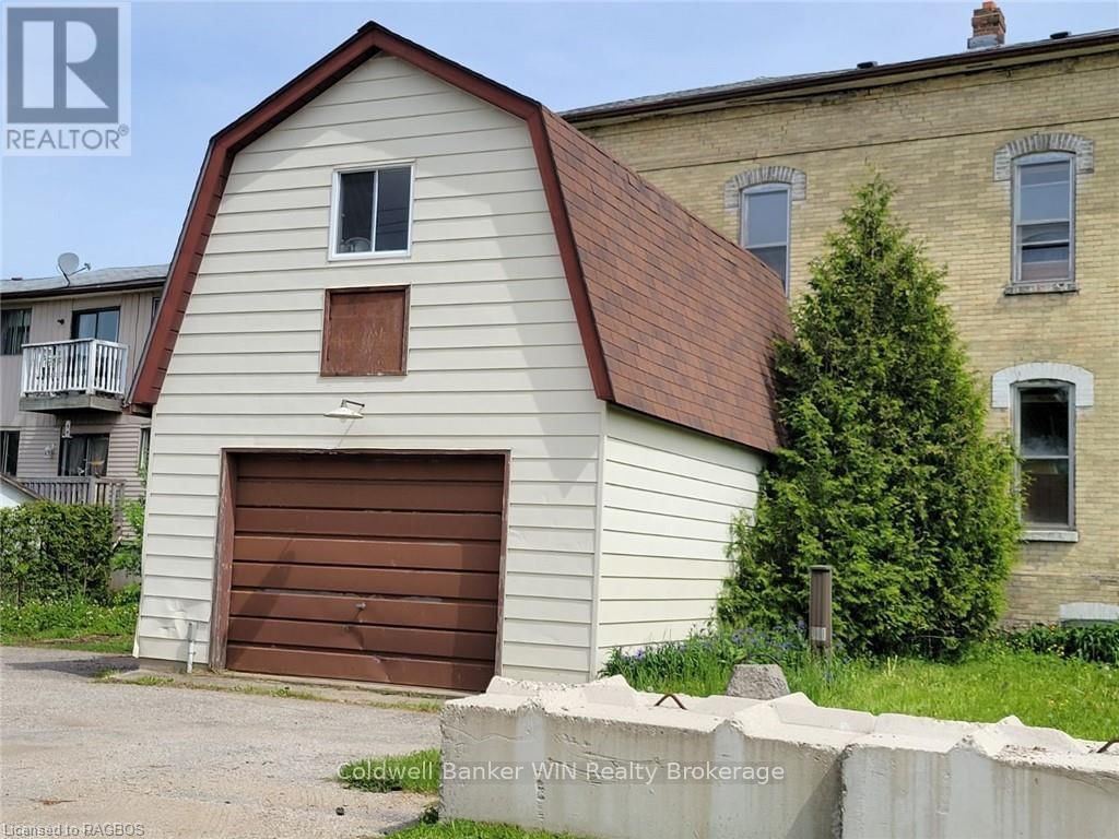 120 KING STREET EAST Image 4