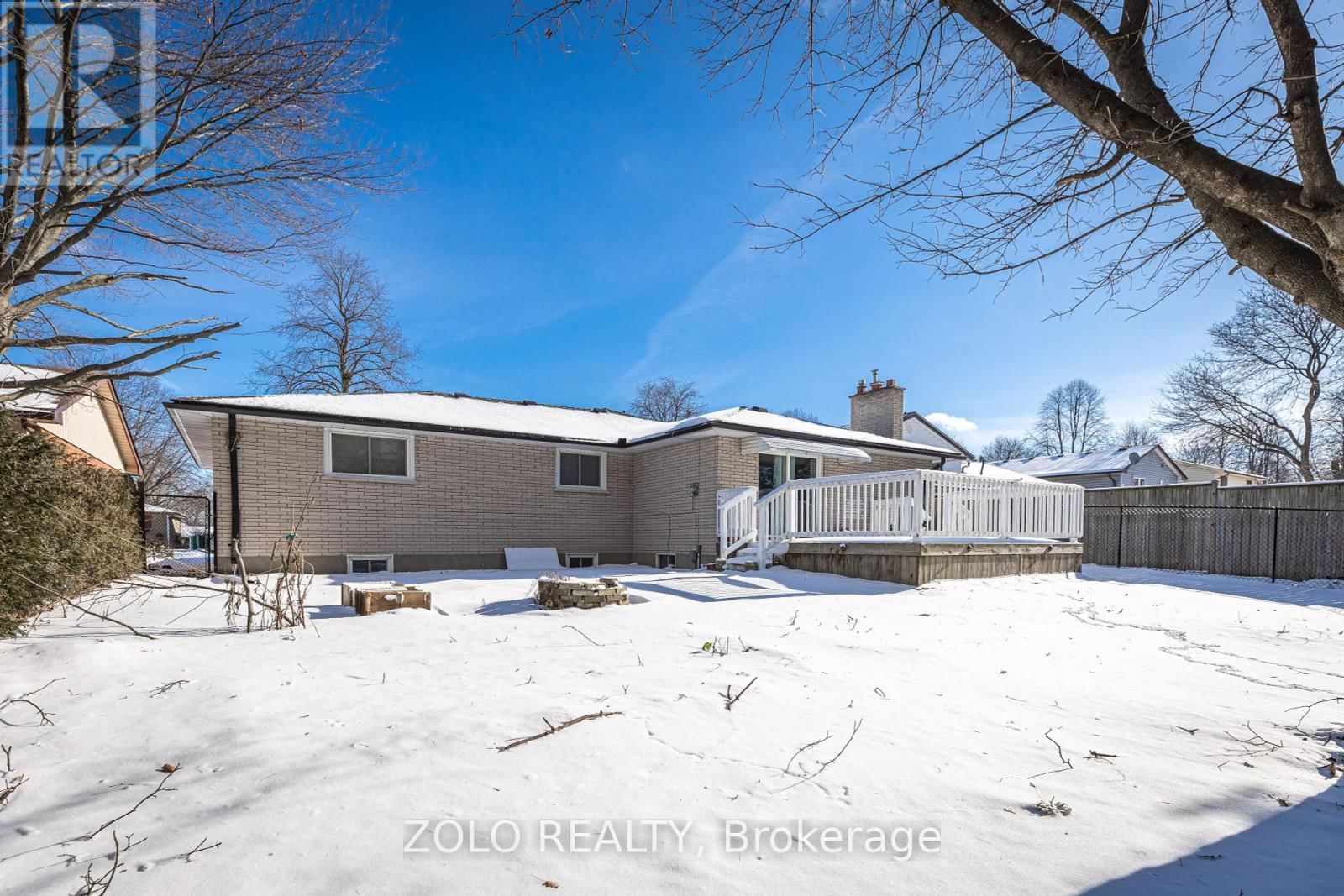 31 APPLEWOOD LANE Image 25