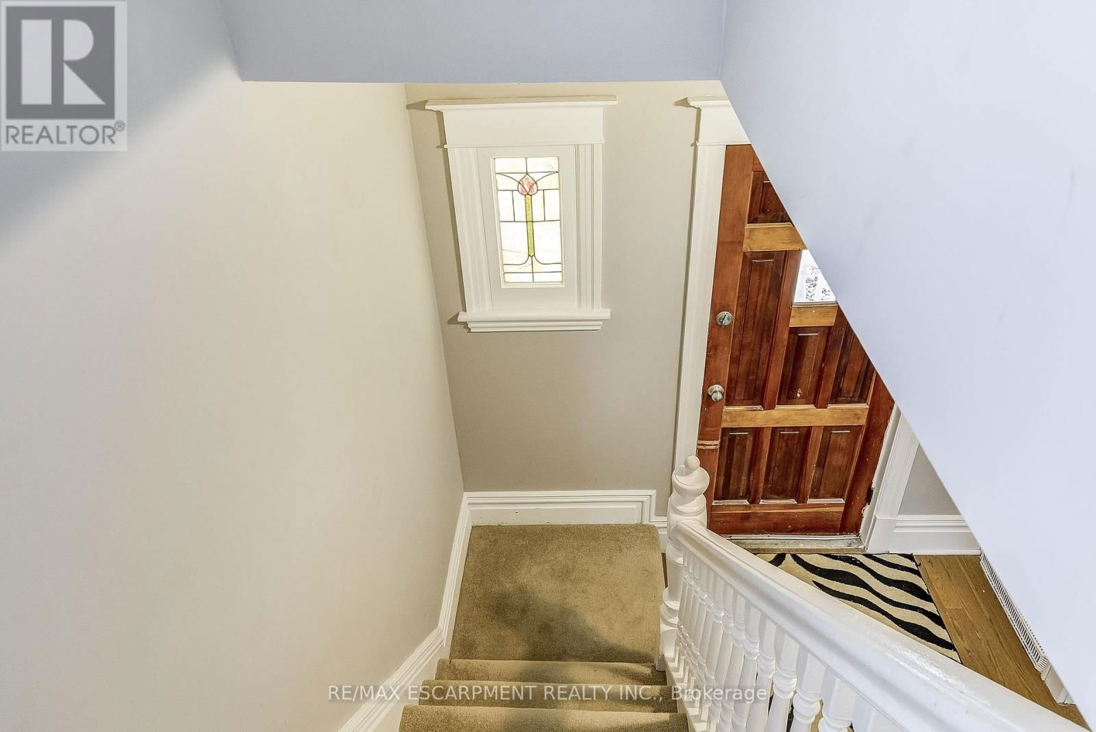 21 SUNSET AVENUE Image 14