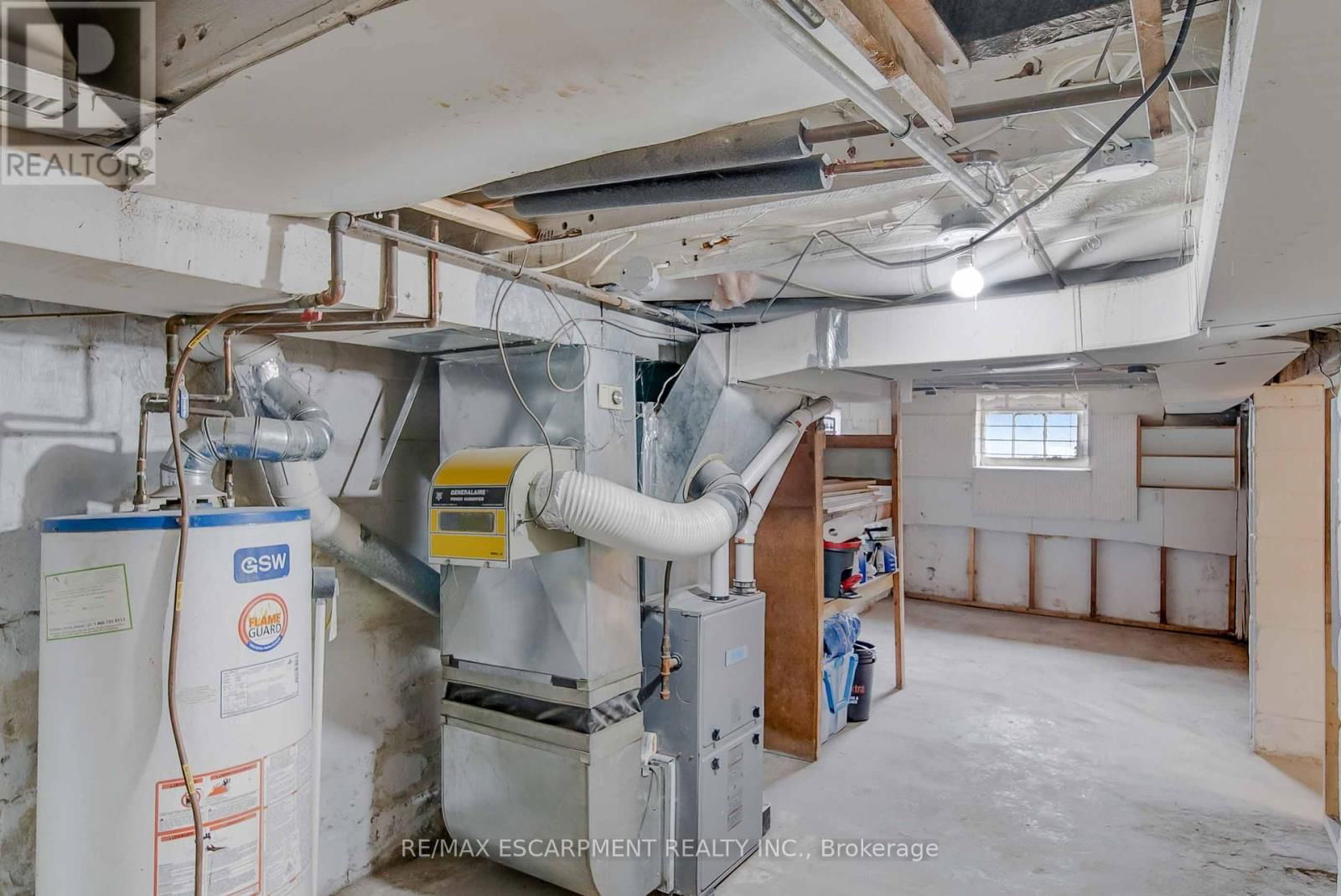 21 SUNSET AVENUE Image 31