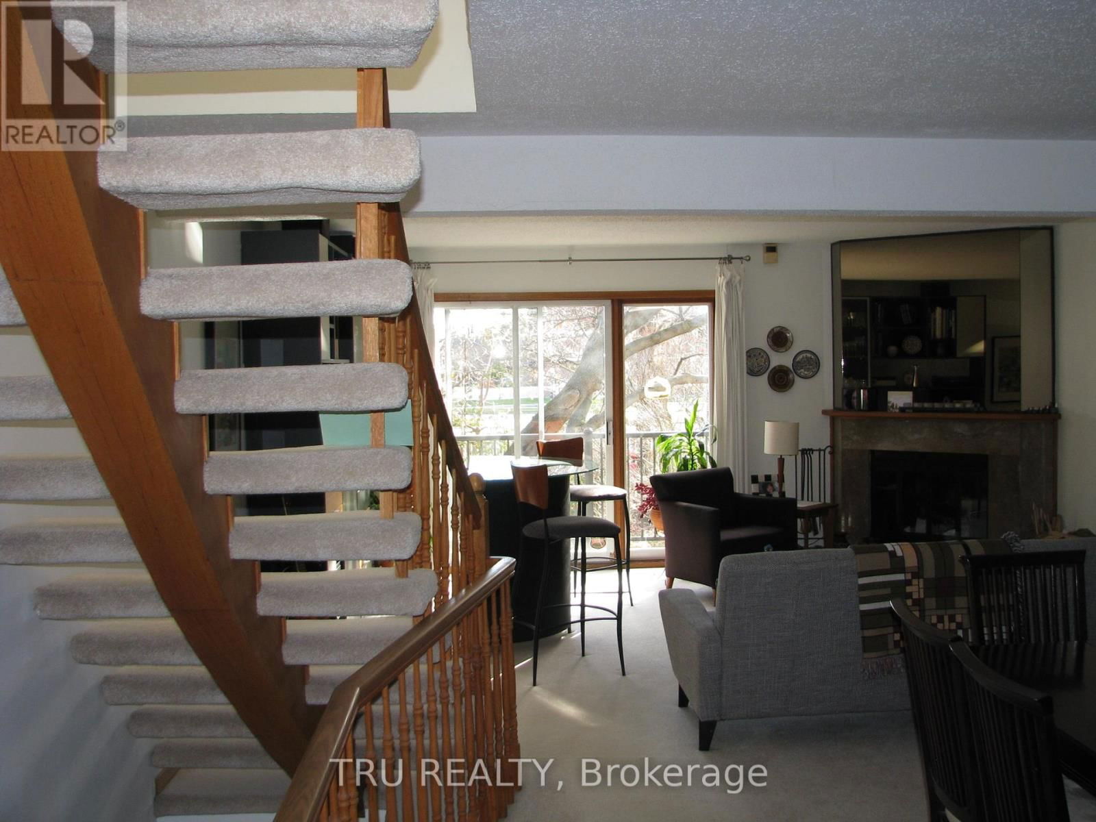 2308 WALSH AVENUE Image 5