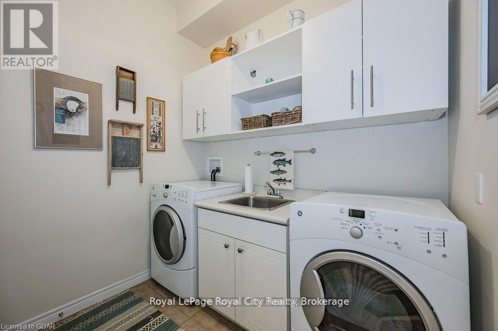 28 - 19 SIMMONDS DRIVE Image 25
