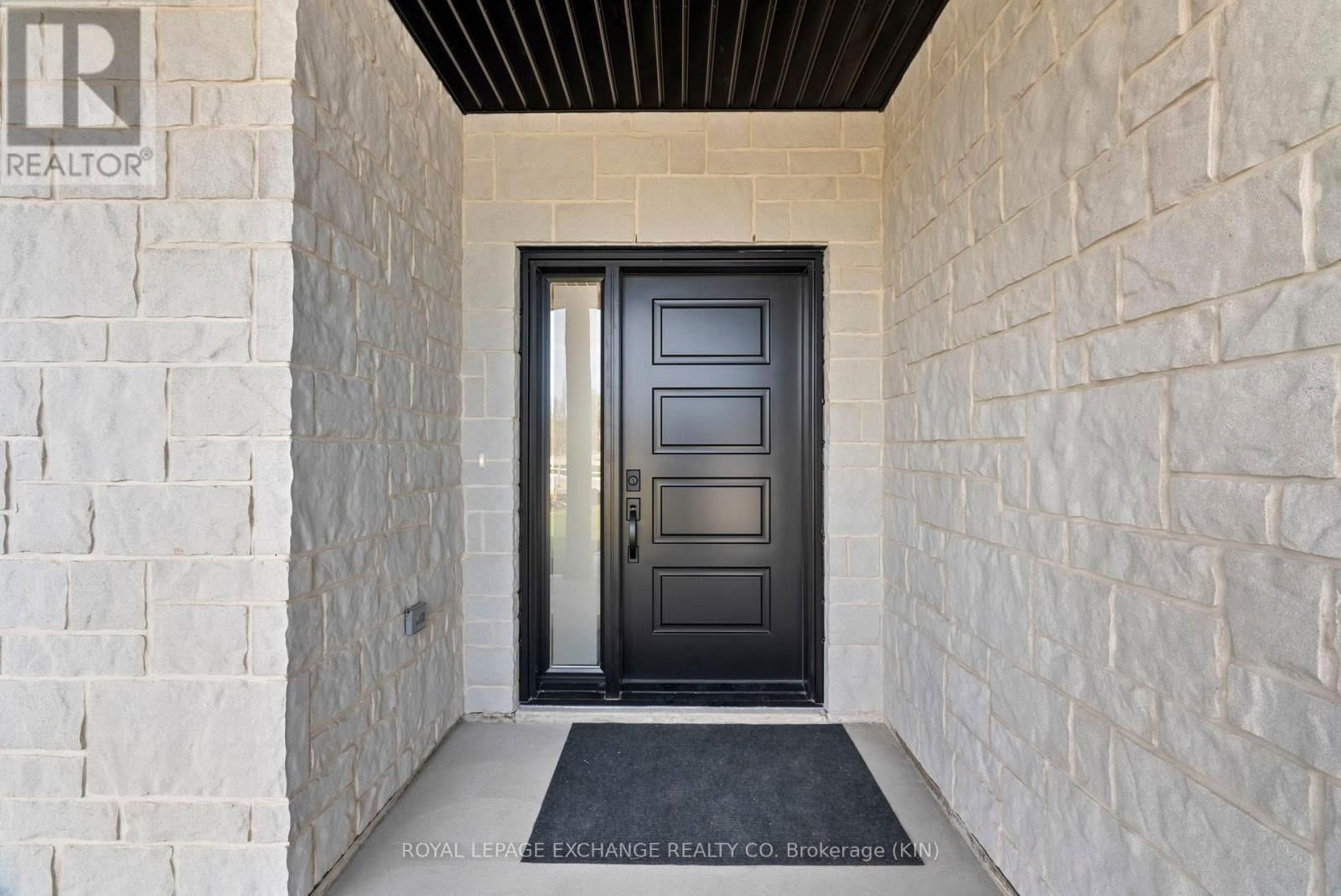 55 MERCEDES CRESCENT Image 4