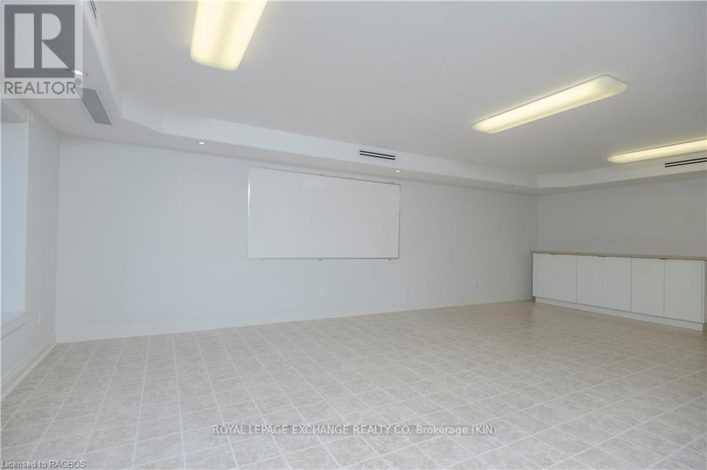 1136 BRUCE ROAD 86 Image 30