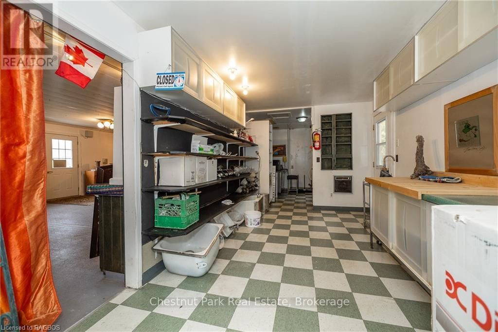 7078 HIGHWAY 6 Image 13
