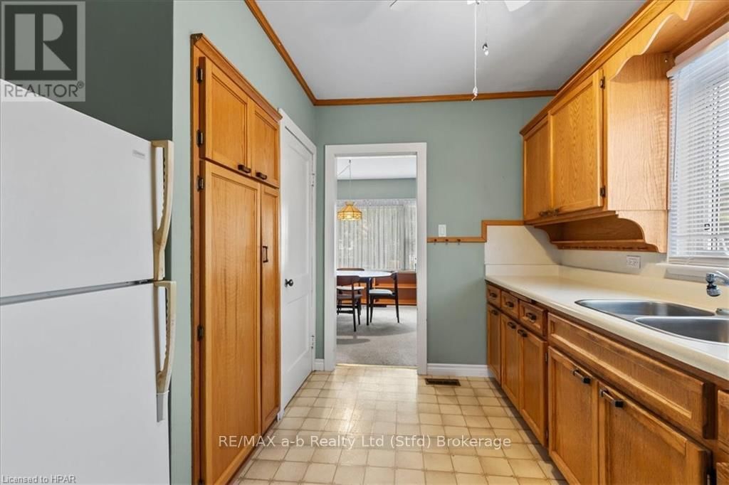 75 YOUNGS STREET Image 12
