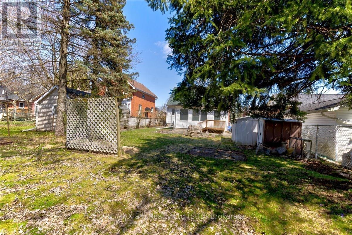 75 YOUNGS STREET Image 36