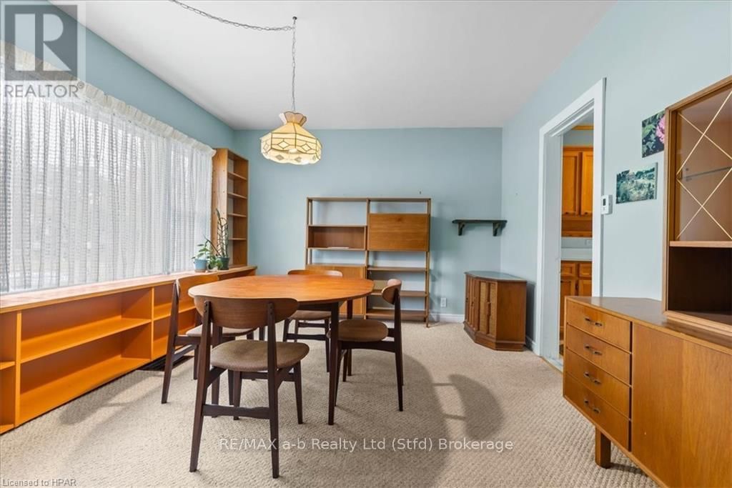 75 YOUNGS STREET Image 6