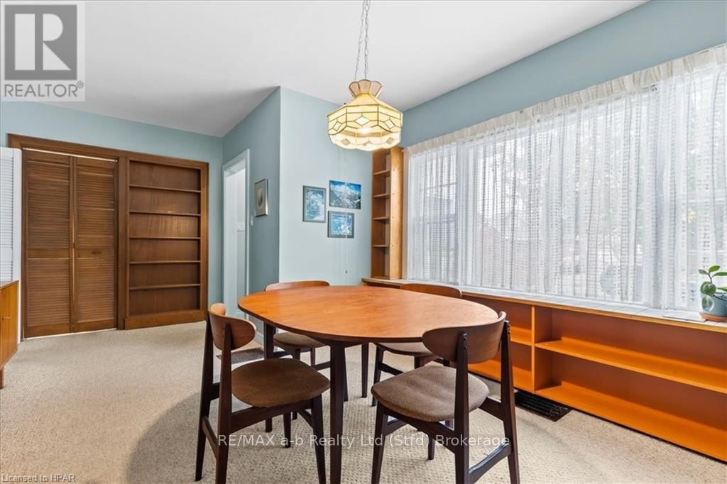 75 YOUNGS STREET Image 7