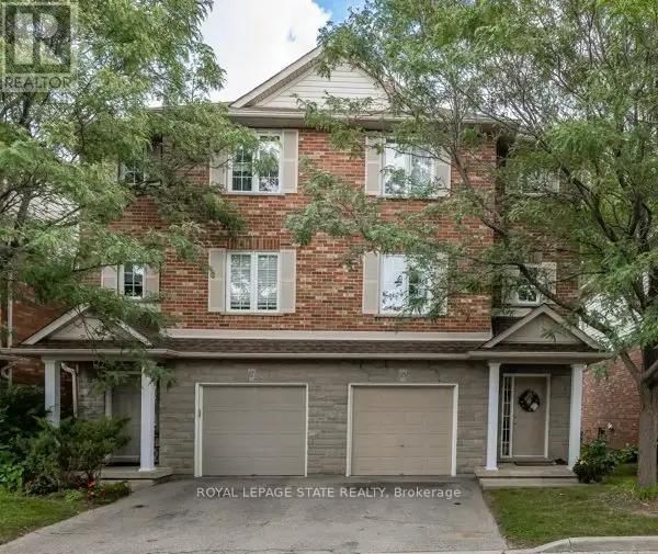 18 - 876 GOLF LINKS ROAD Image 1