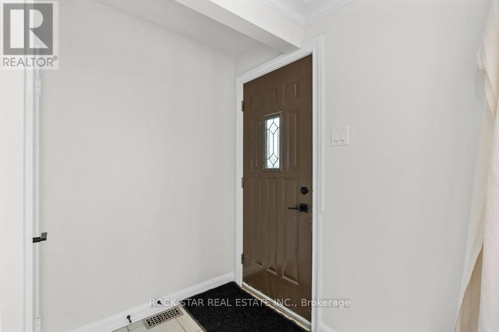 149 VICTOR BOULEVARD Image 3