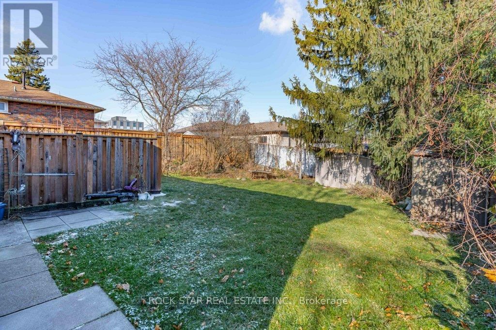 149 VICTOR BOULEVARD Image 37