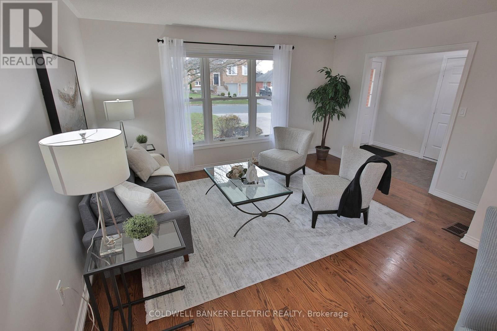 1830 STRATTON AVENUE Image 8