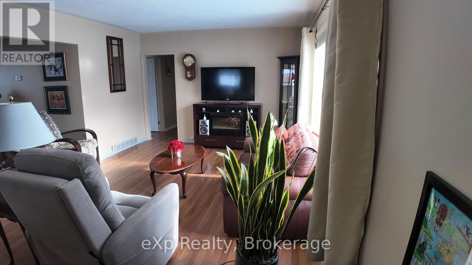 610 13 STREET Image 10