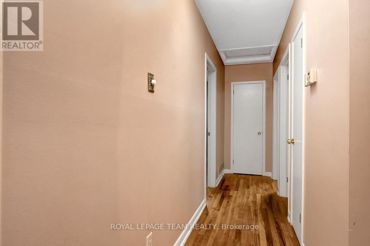 397 PRESLAND ROAD Image 22