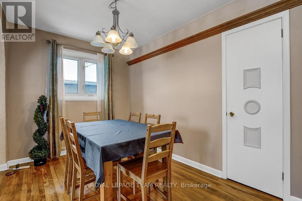 397 PRESLAND ROAD Image 9
