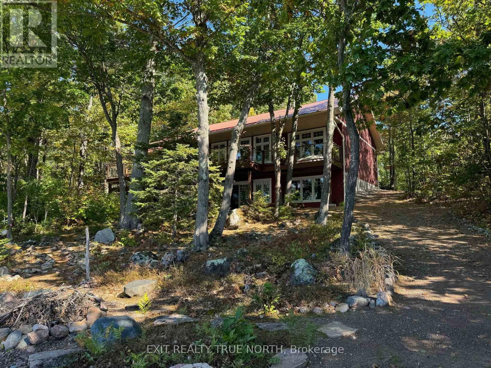 687 FINNS BAY ROAD N Image 11