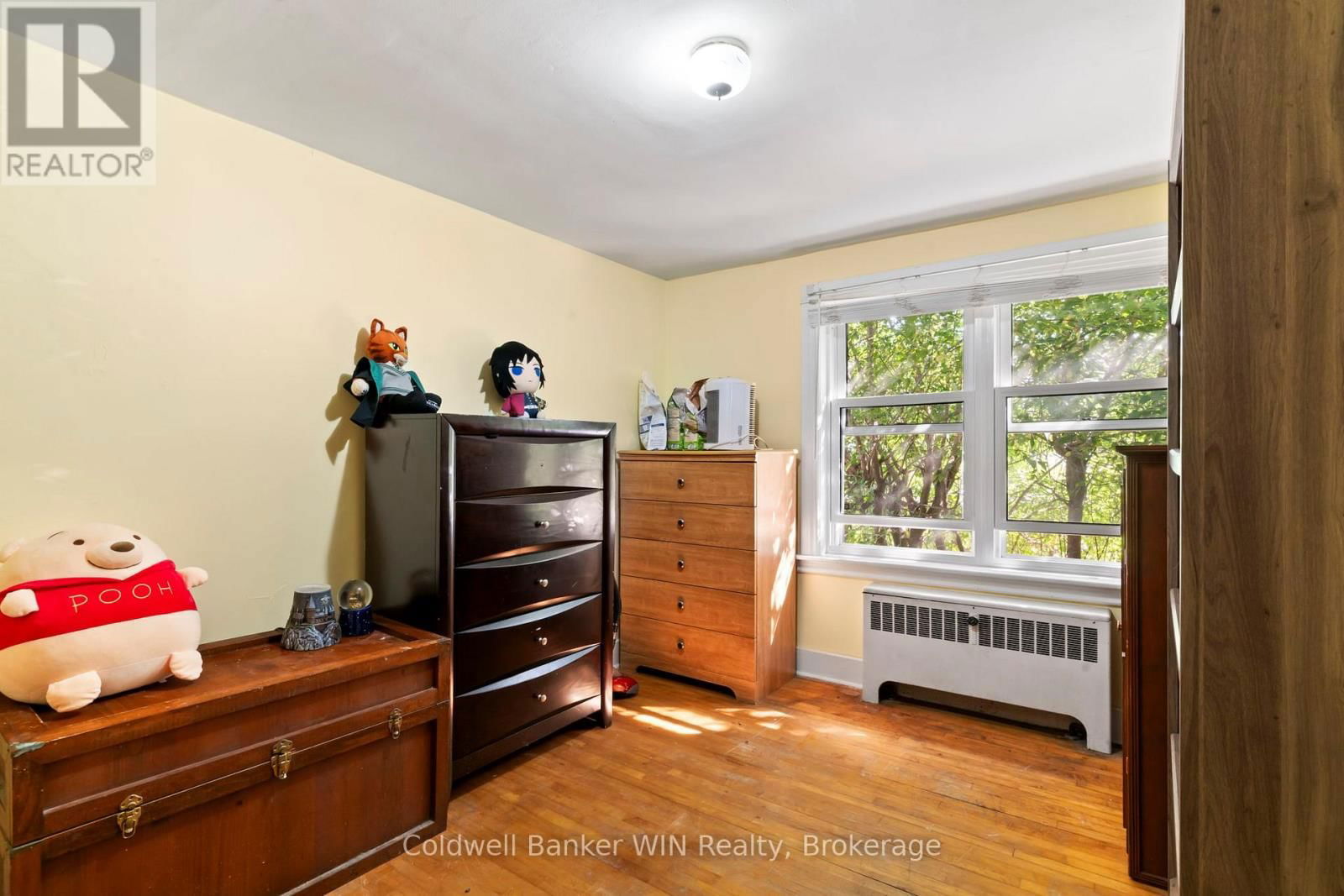 121 QUEEN STREET WEST Image 18