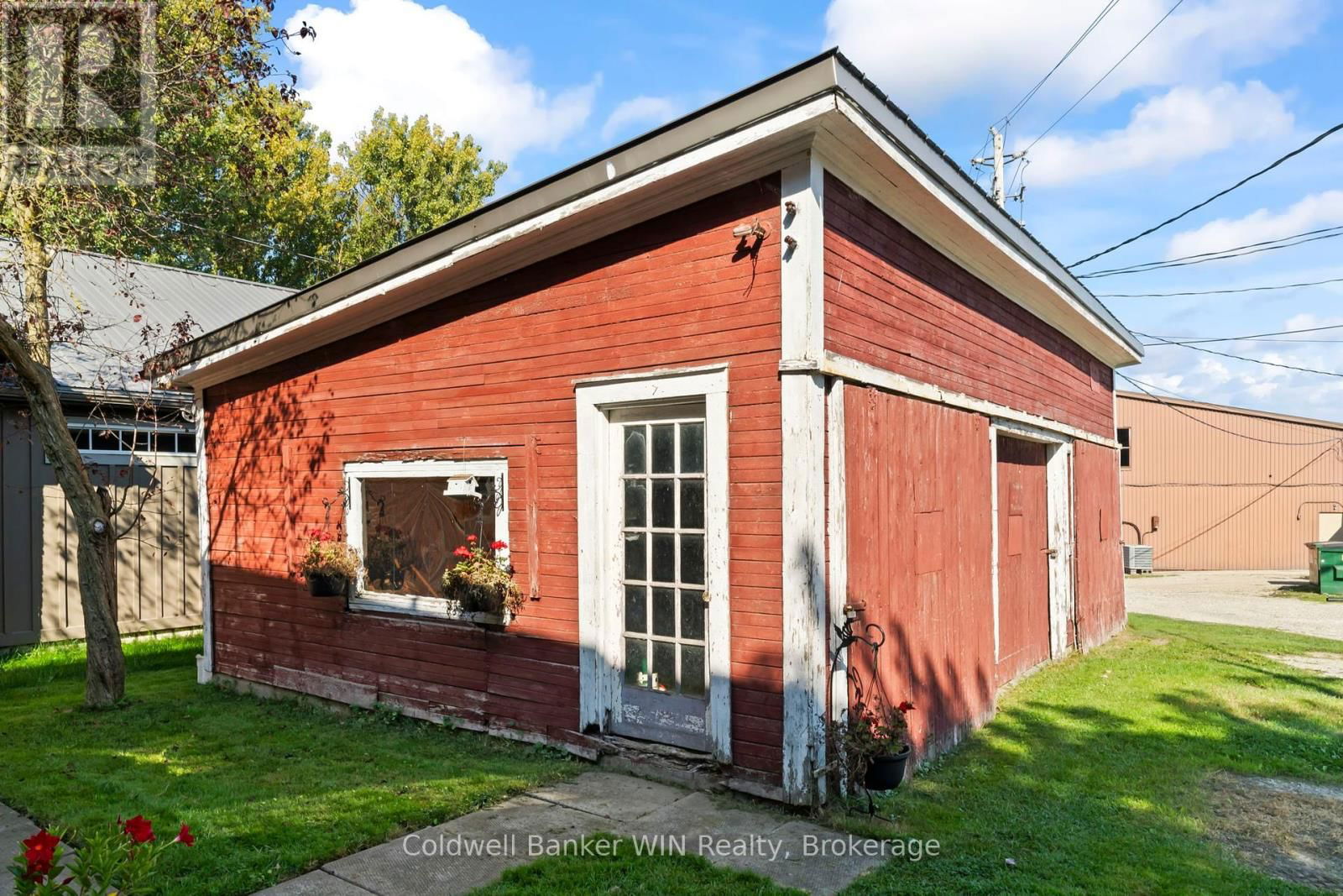 121 QUEEN STREET WEST Image 25