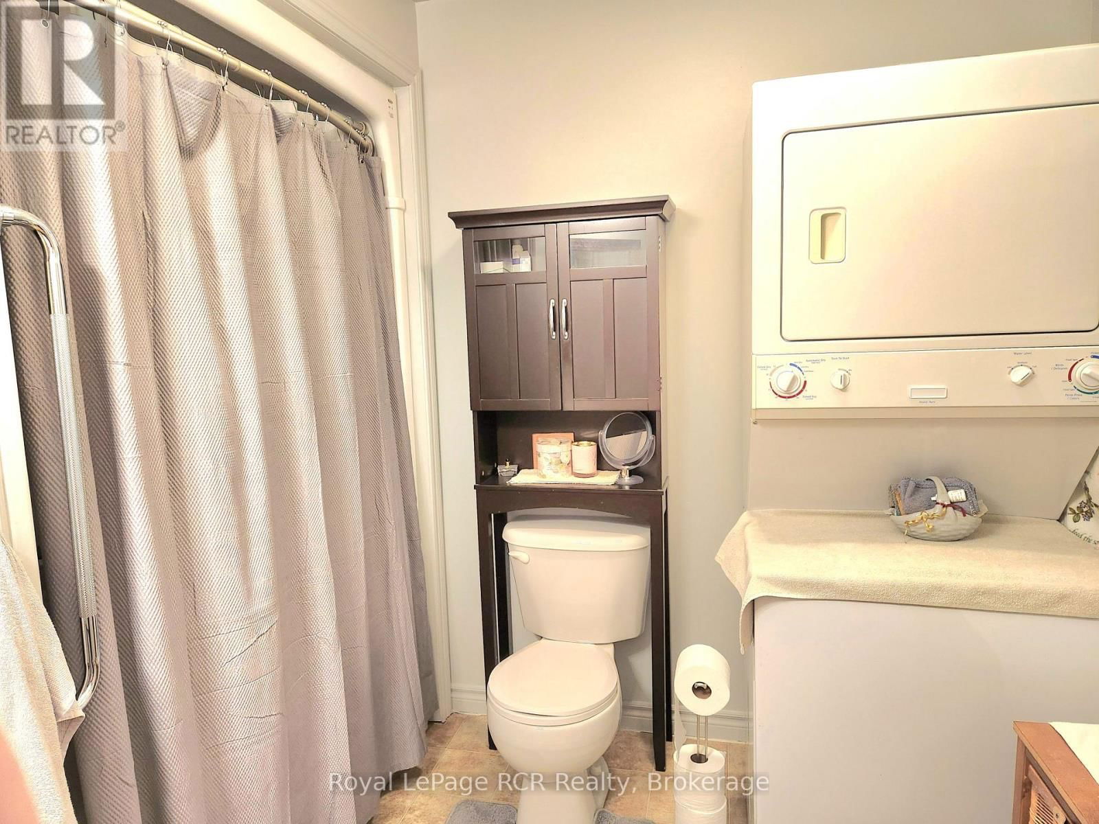 3 - 302 PARK STREET WEST Image 16