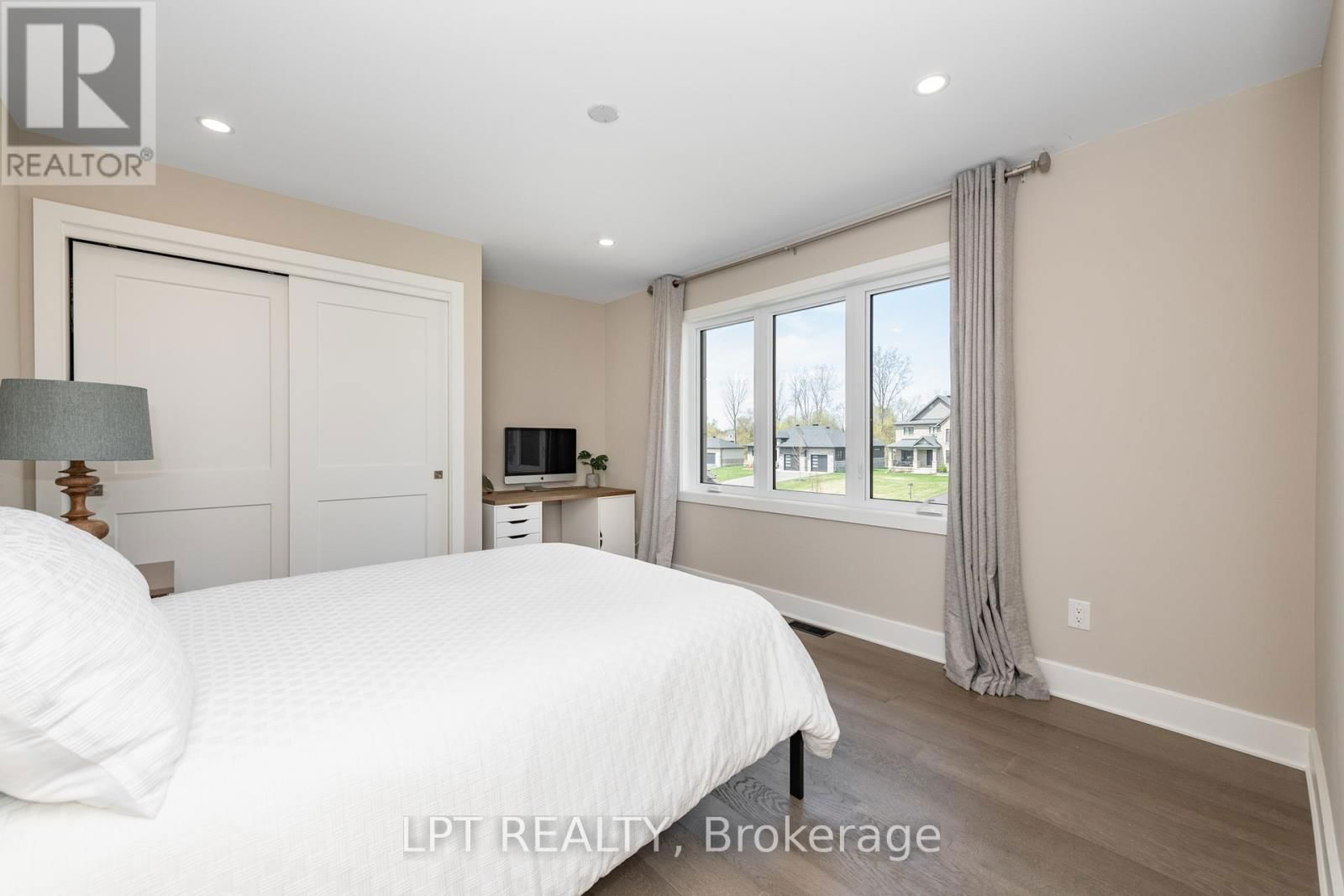 438 SHOREWAY DRIVE Image 27