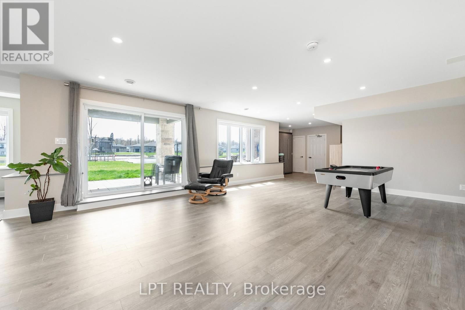 438 SHOREWAY DRIVE Image 34