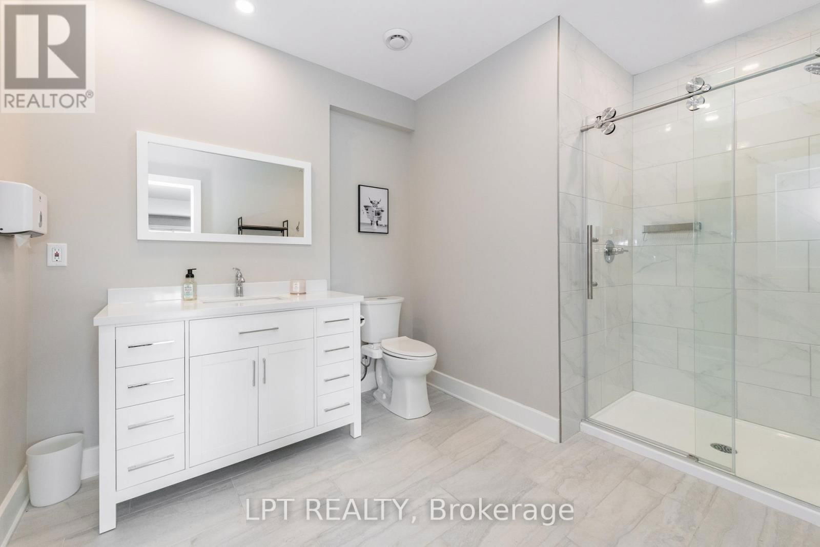 438 SHOREWAY DRIVE Image 36
