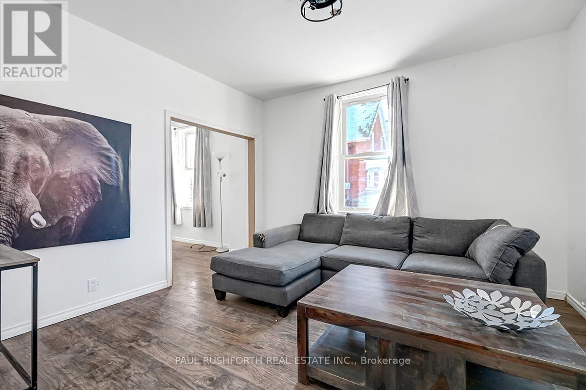 73 RENFREW AVENUE E Image 4