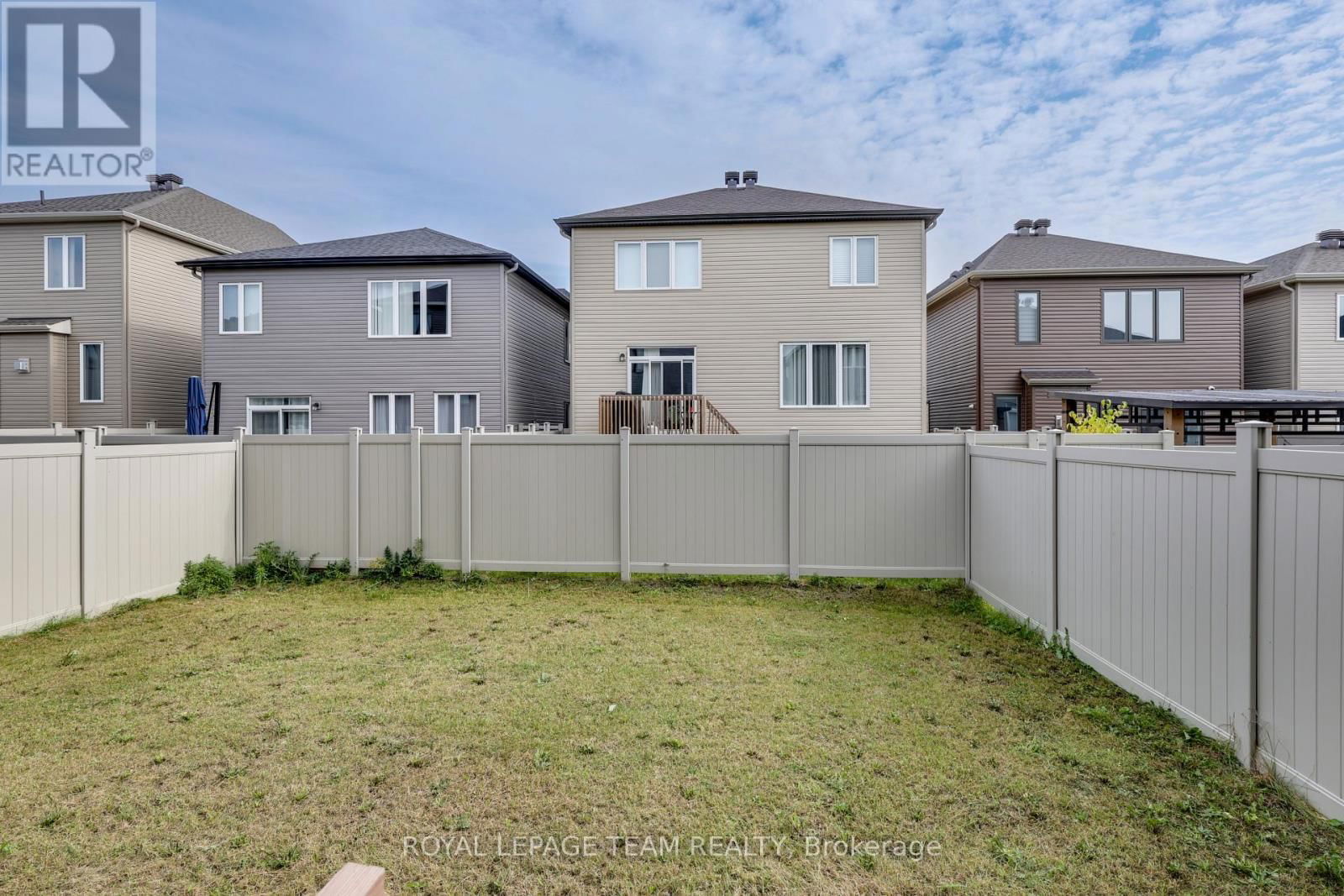 51 ERAMOSA CRESCENT Image 34