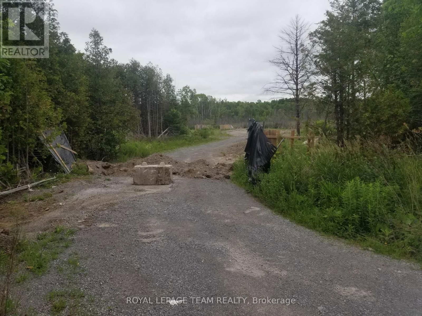 2390 JOHN QUINN ROAD SOUTH Image 1