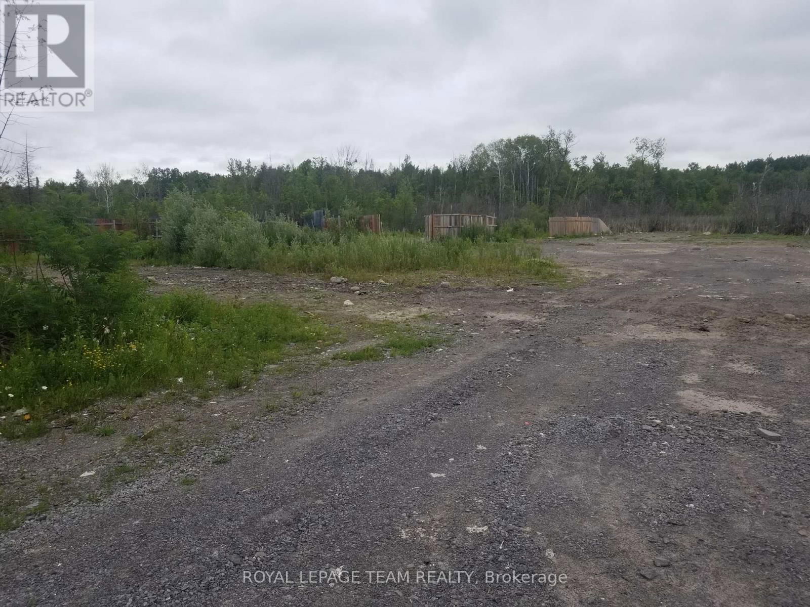 2390 JOHN QUINN ROAD SOUTH Image 3