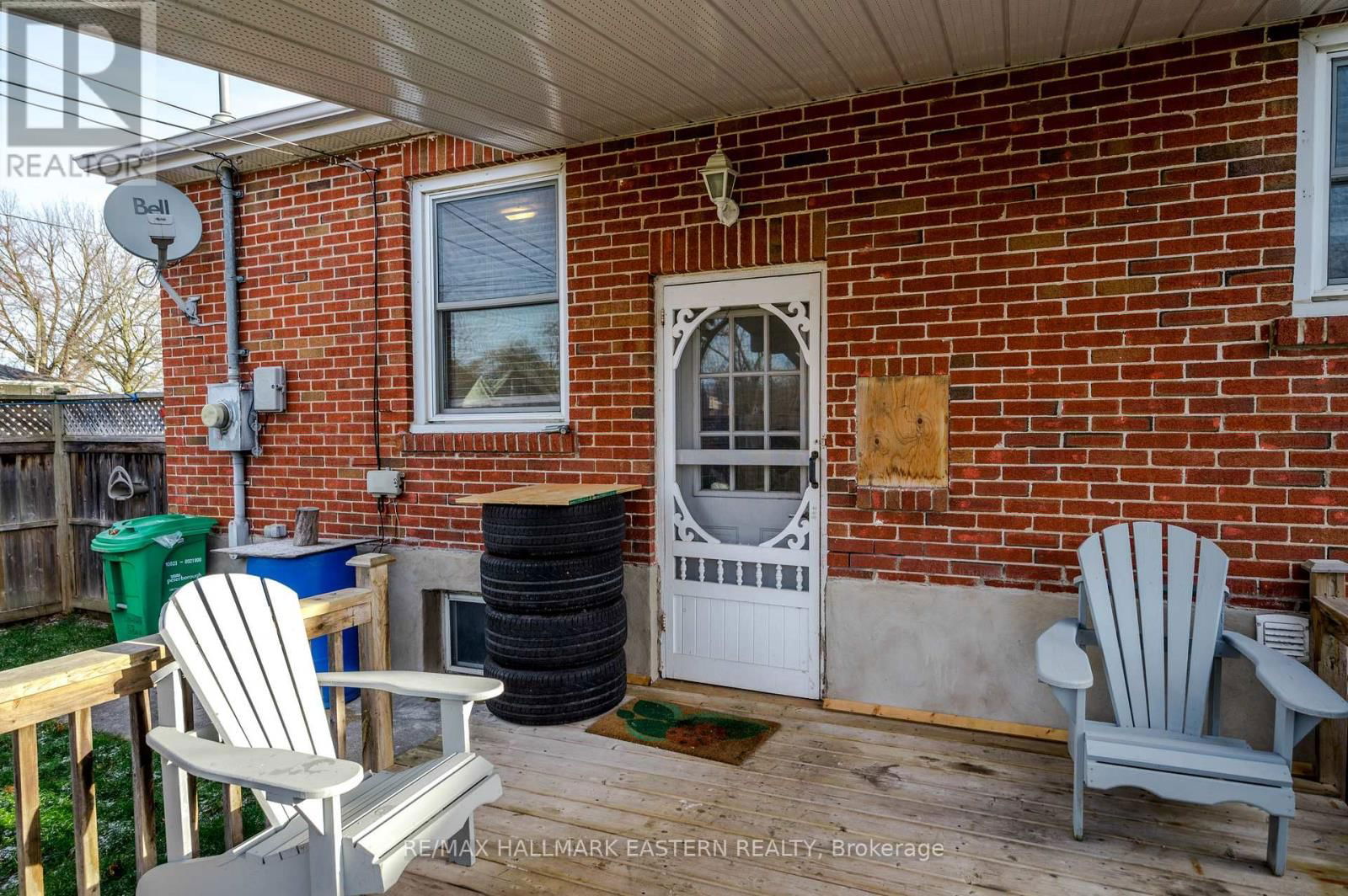 573 STEELE AVENUE Image 32