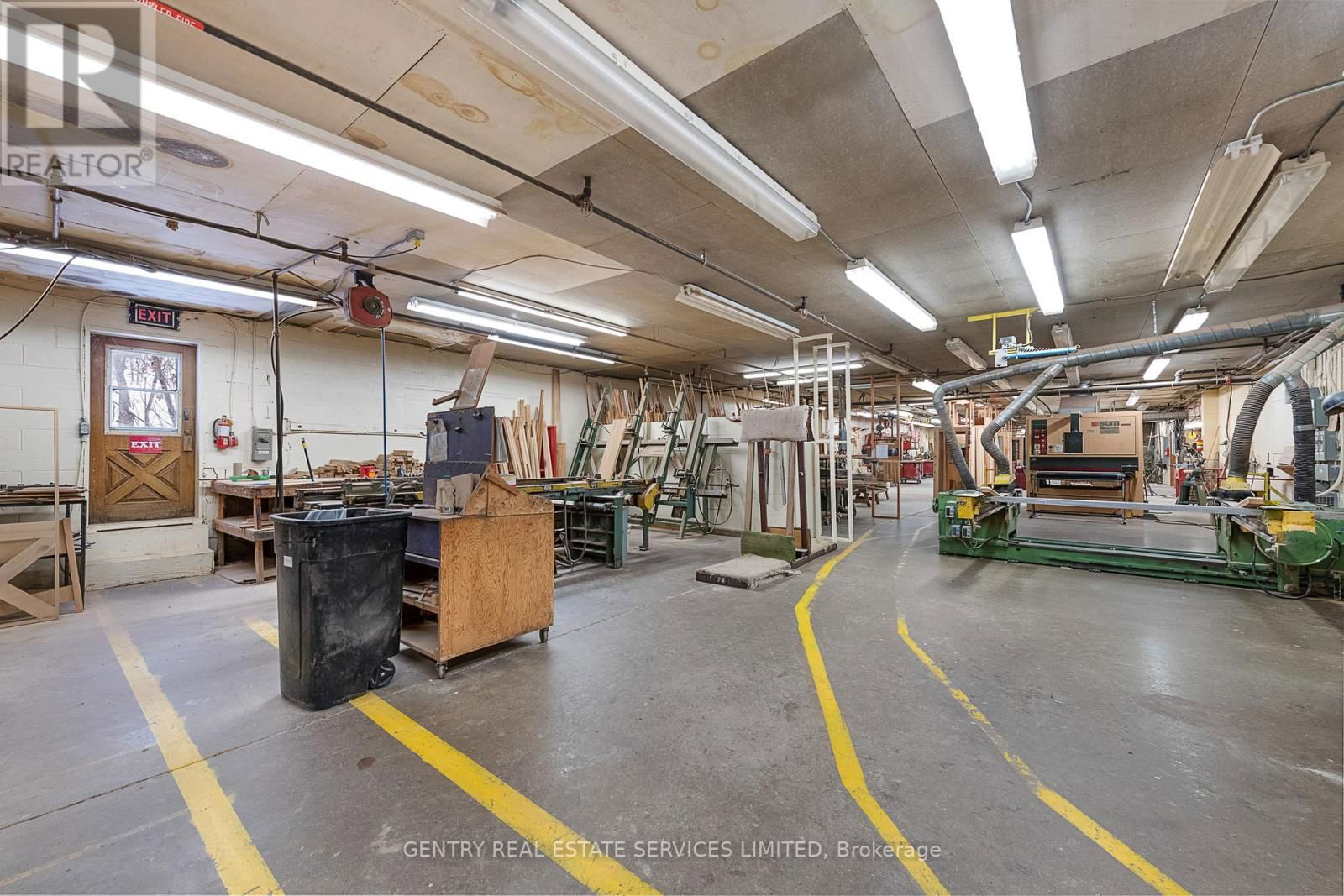 14 CONWAY STREET Image 10