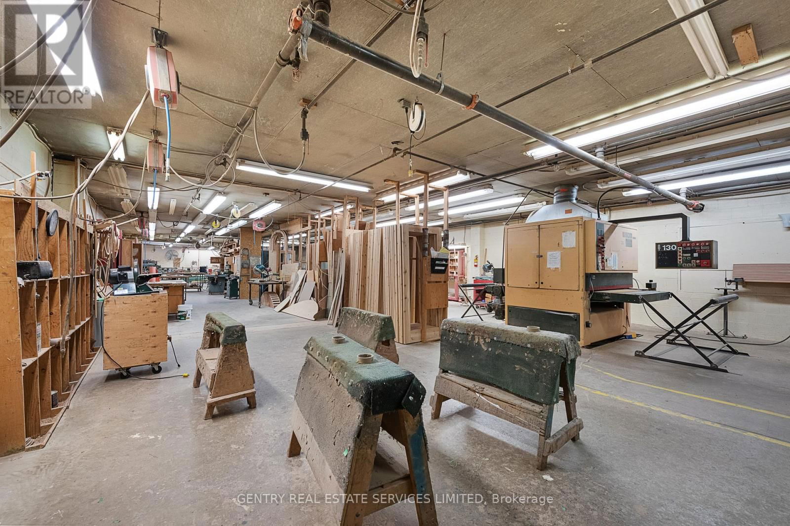 14 CONWAY STREET Image 9