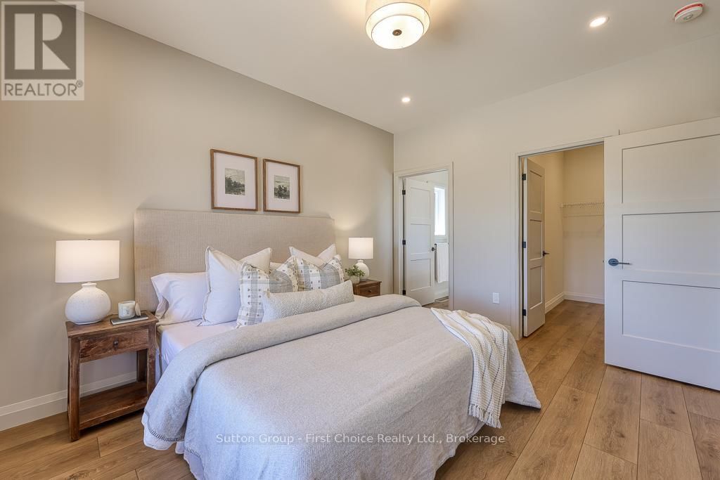91 KENTON STREET Image 18