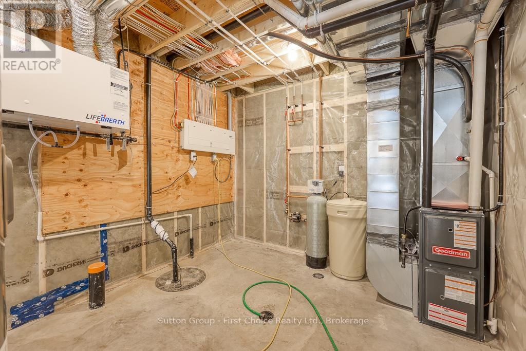 91 KENTON STREET Image 22