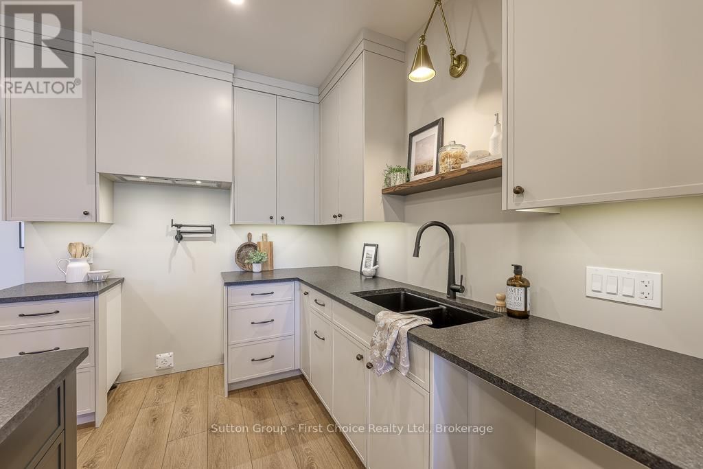 91 KENTON STREET Image 5