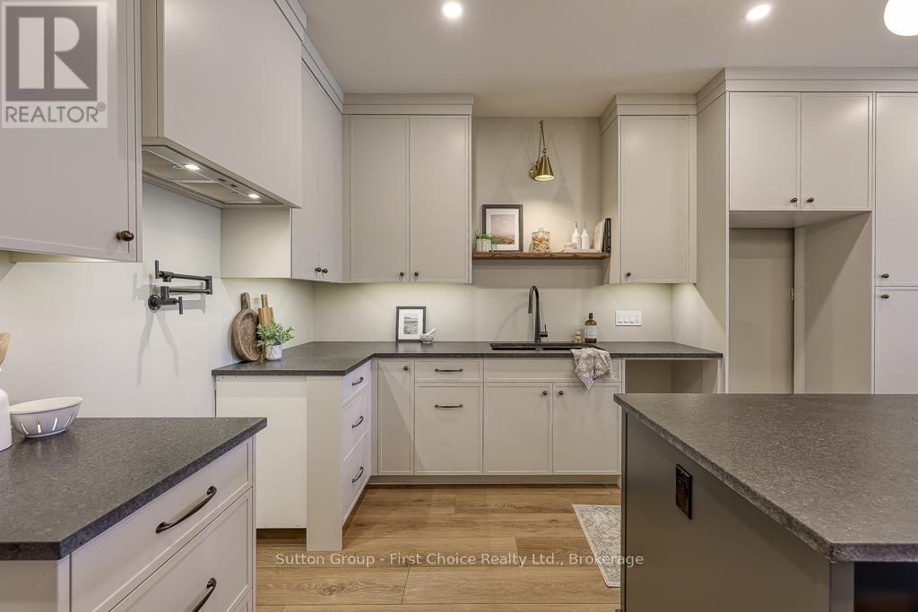 91 KENTON STREET Image 7