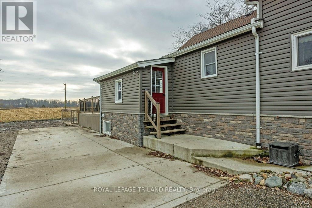 262 MARSH LINE Image 27