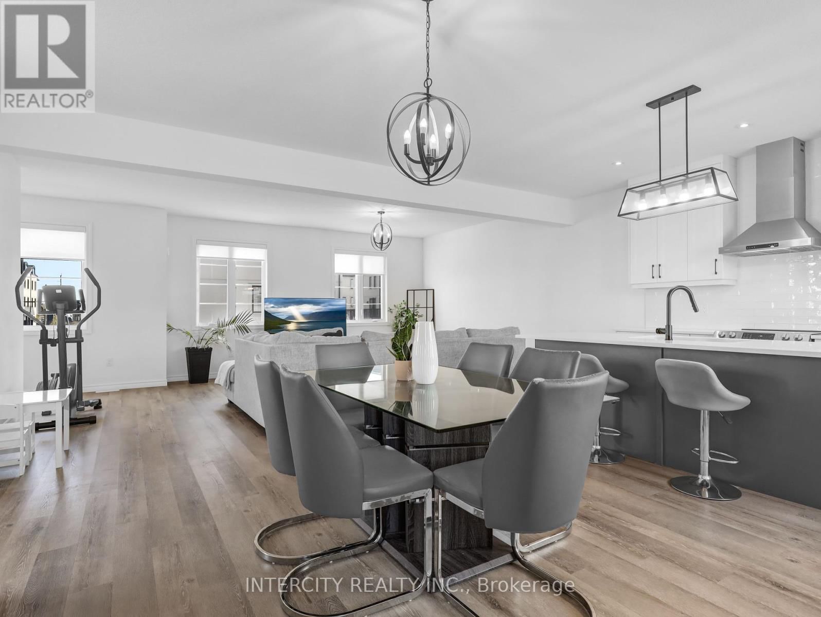 341 CALLAWAY ROAD Image 14