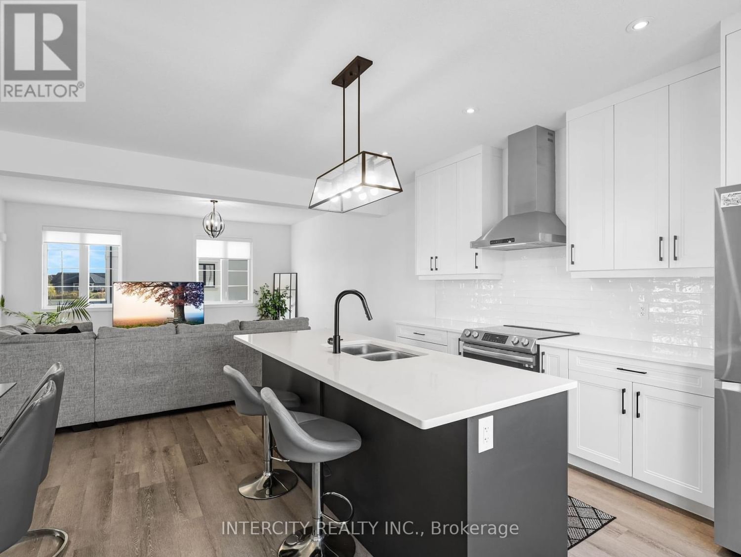 341 CALLAWAY ROAD Image 17