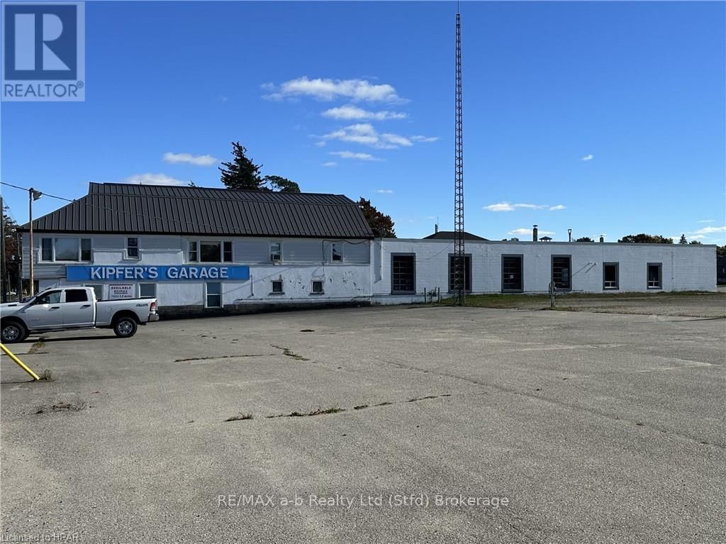 15 MILL STREET EAST Image 1